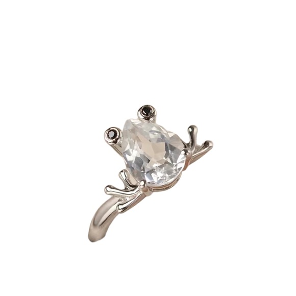 Silver Gemstone Frog Design Ring - Picture 3 of 9